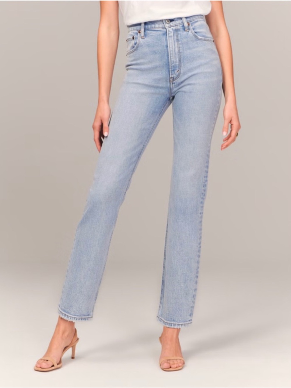 ABERCROMBIE & FITCH The Ankle Straight Ultra High Rise Distressed Jeans Size 30
